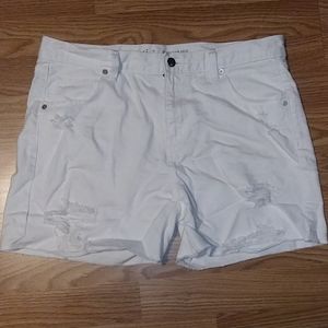 White distressed boyfriend shorts